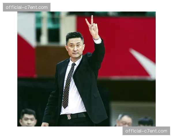 杜锋重拾五上五下策略 保持全队体能和战斗力最优方案